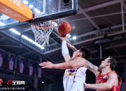 爱游戏大厅-北京北控男篮全队备战总决赛，冲击胜利奖杯