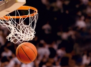 爱游戏体育-雷霆节奏掌控步行者，克莱关键节点连续得分