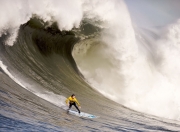 爱游戏tv-马克西单节狂飙引爆全场，山西队雷霆万钧拉开胜局