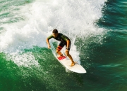 爱游戏官网-拉沃尔杯的火焰，当团队荣耀轻取个人王冠，德约科维奇点燃的不只是赛场