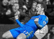 爱游戏体育-赛道与球场，F1揭幕战与骑士险胜的双重奏