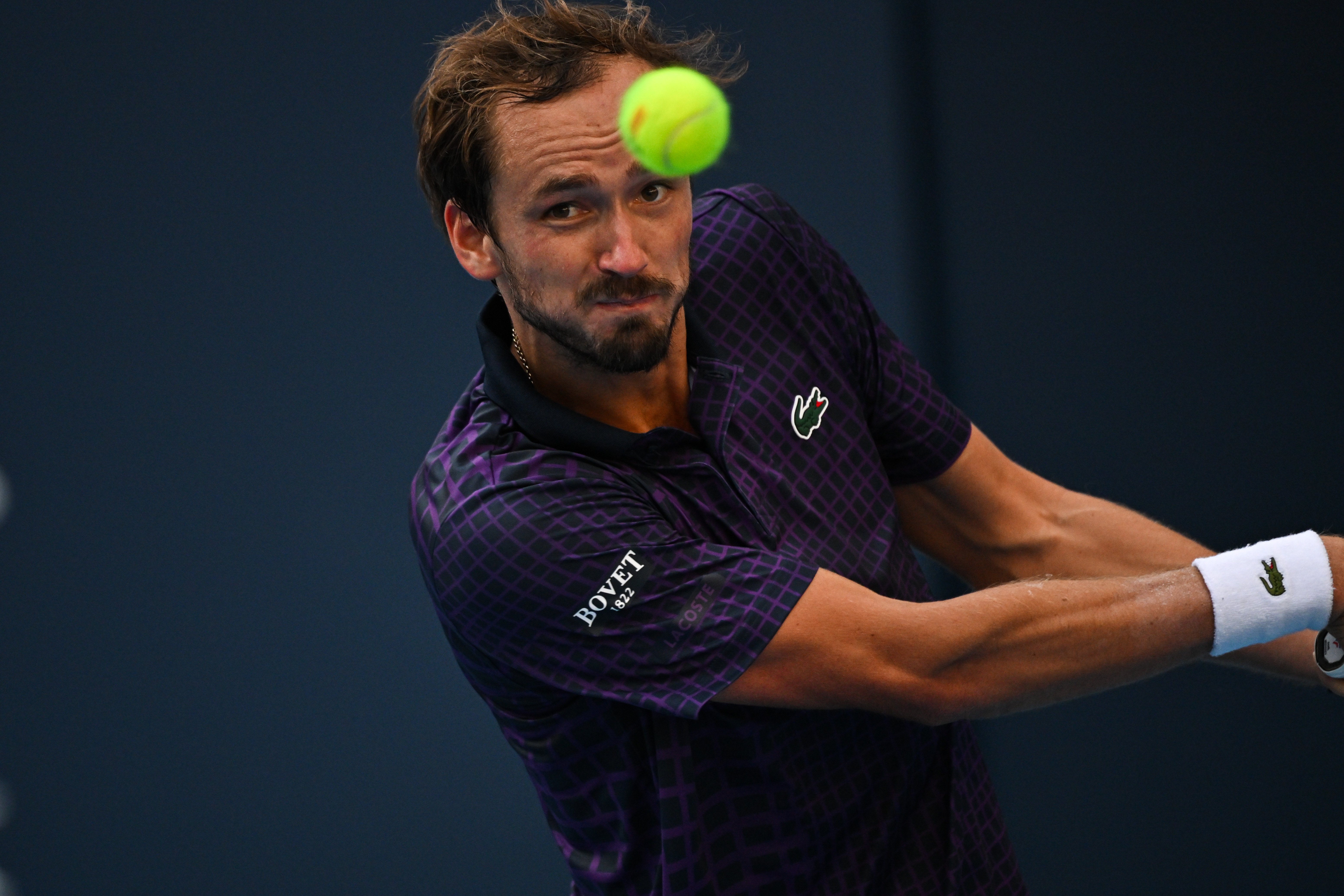 德国网球队强势世界网球队，梅德韦杰夫关键制胜