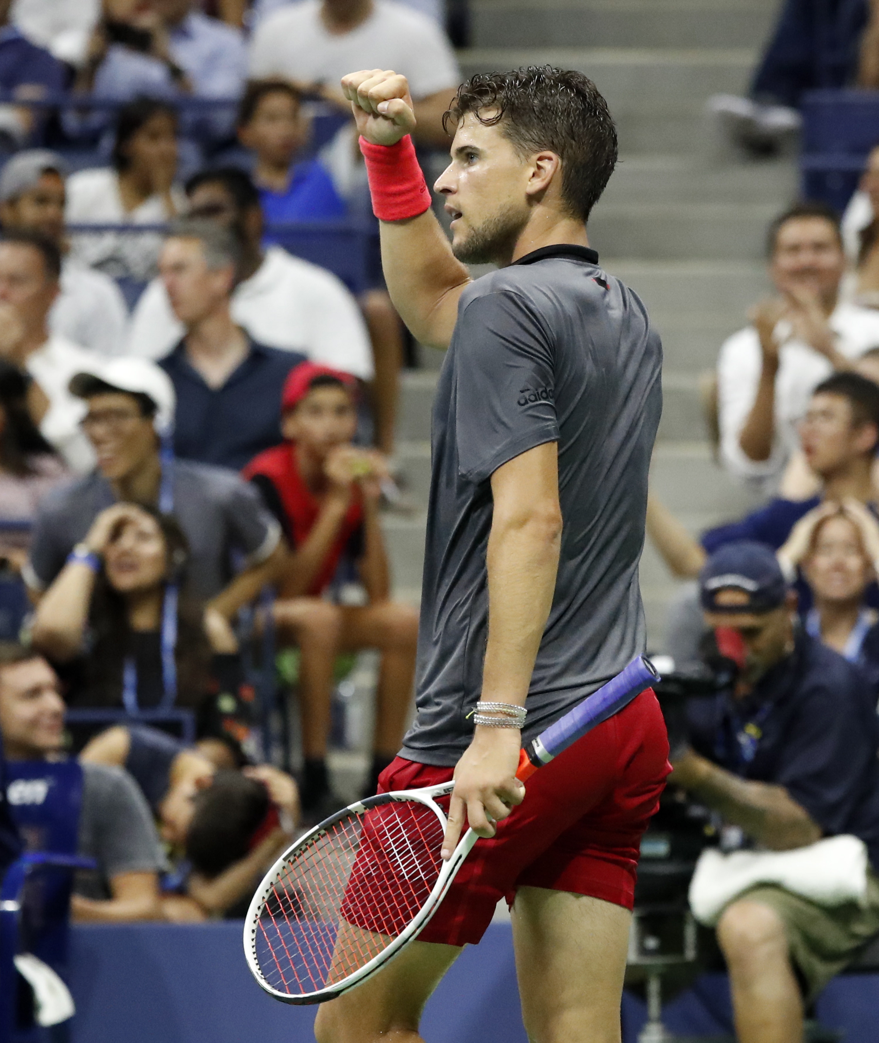 英国网球队翻盘美国网球队，纳达尔高光表现