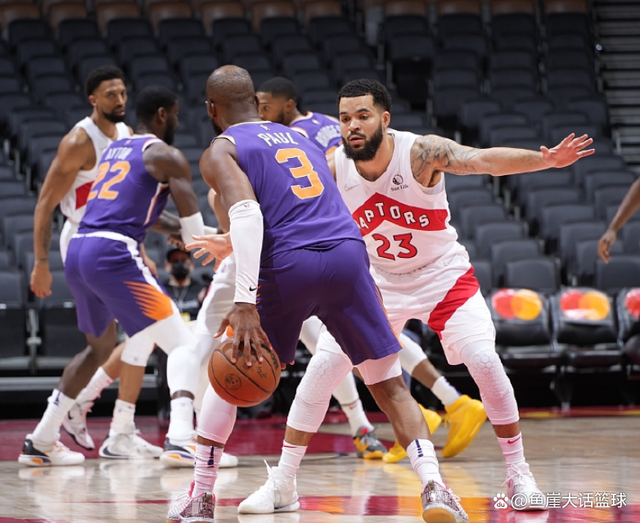 北京队完胜福建队，范弗利特统治全场