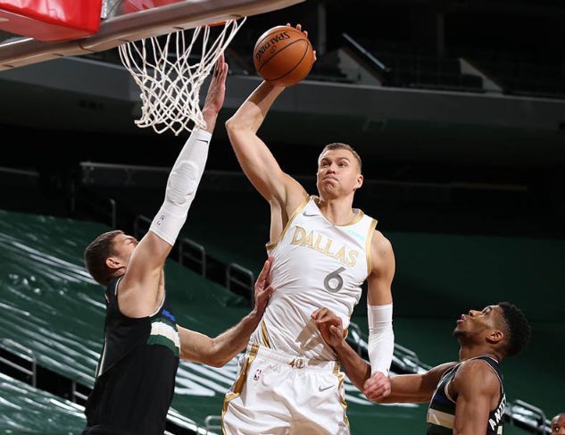 日本队横扫奥地利队,波尔状态火热 日本队横扫奥地利队,波尔状态火热