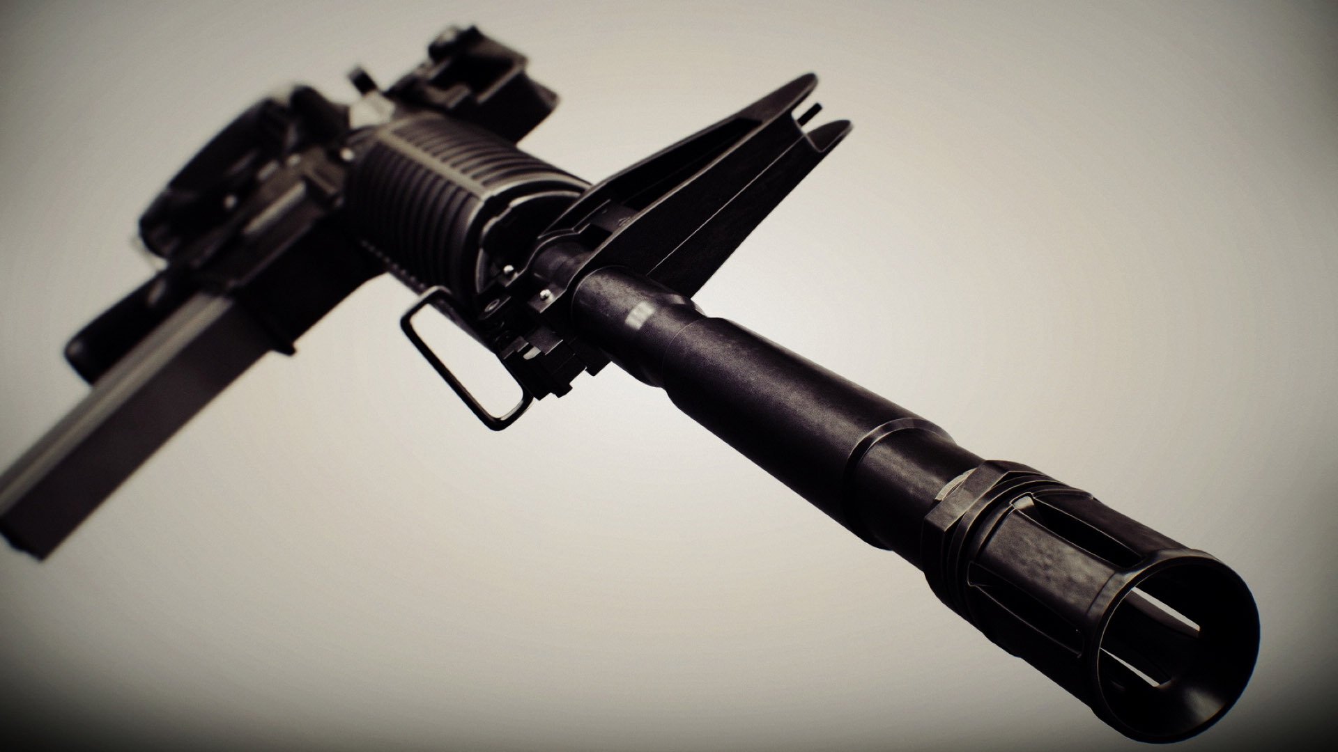 太阳光耀亚特兰大,利拉德防守端锁死特雷·杨,率队取胜