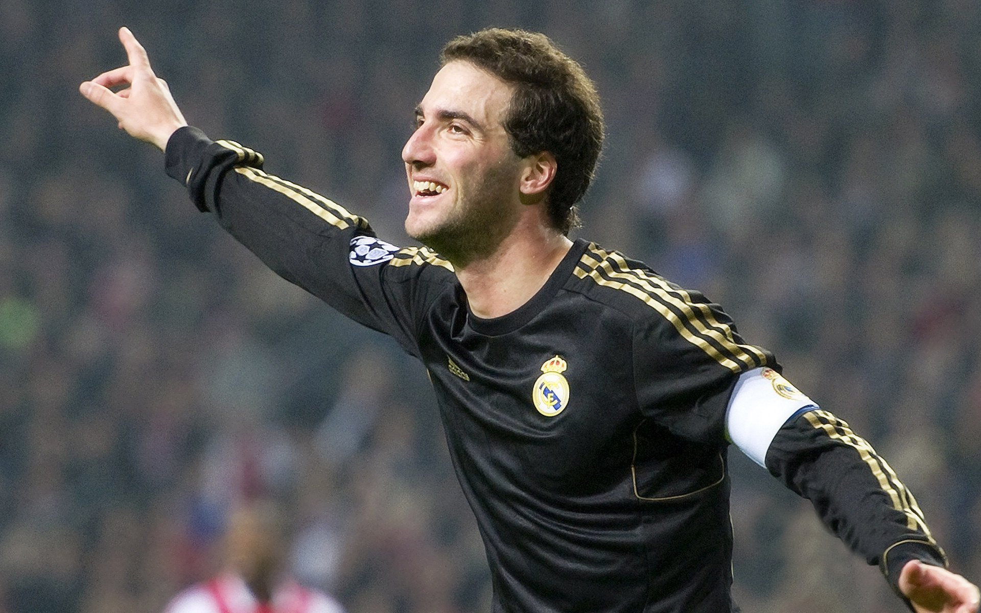 塞内加尔绝杀丹麦,法比尼奥的制胜时刻