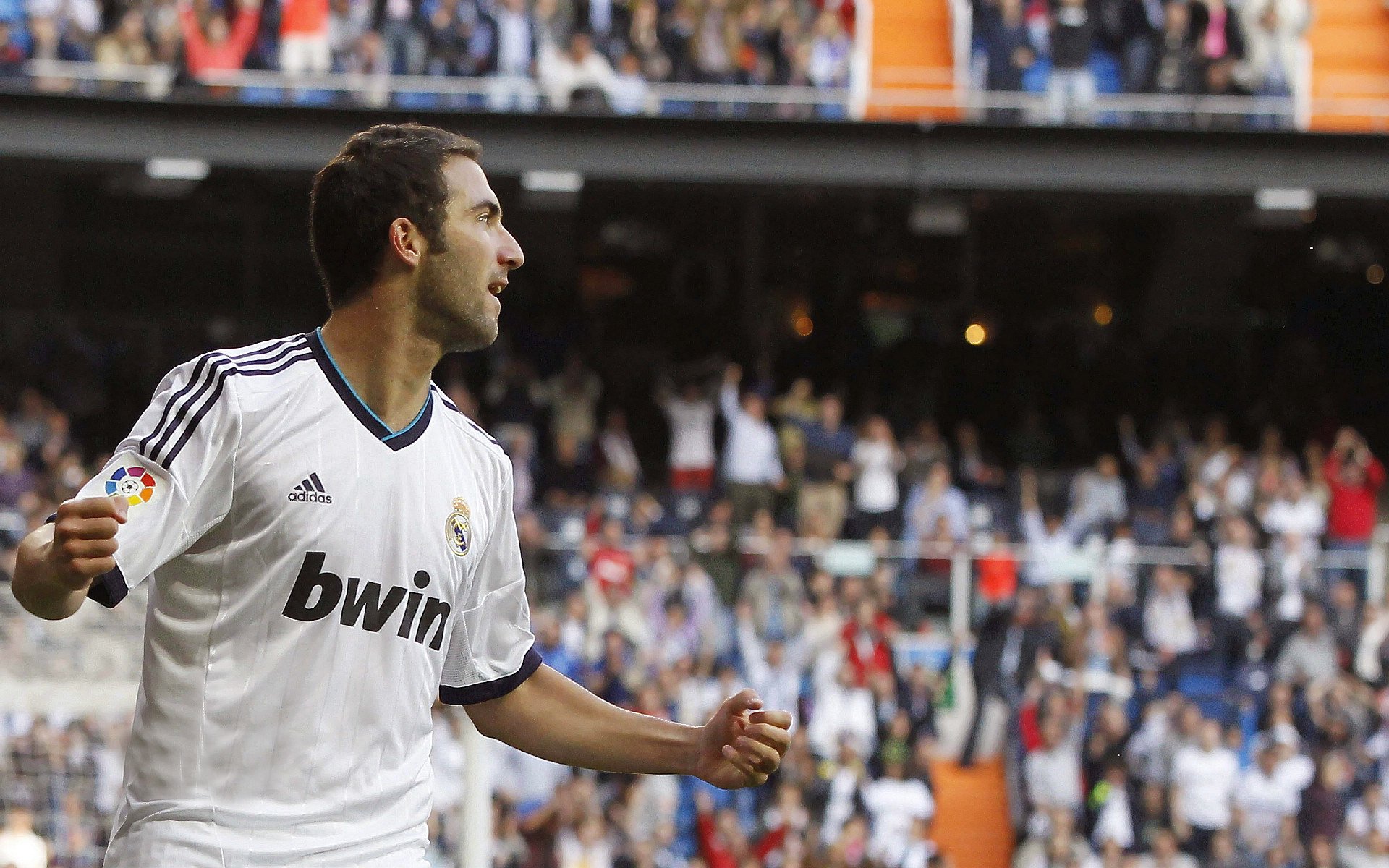 乌克兰旋风席卷伊蒂哈德,逆转曼城如何重塑英超争冠版图